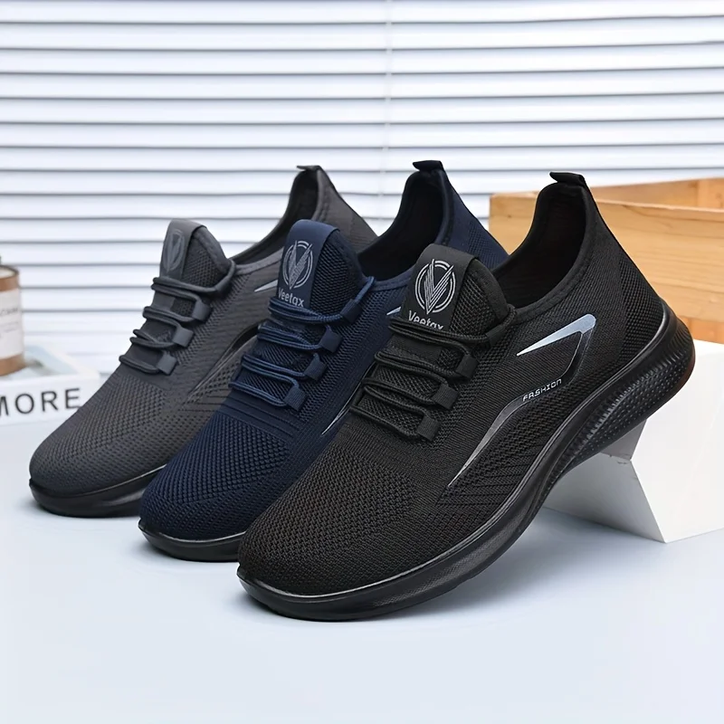 Men Breathable Mesh Sneakers Slip On Lightweight Walking Shoes Non Slip Casual Outdoor Running Shoes Comfortable Summer Footwear