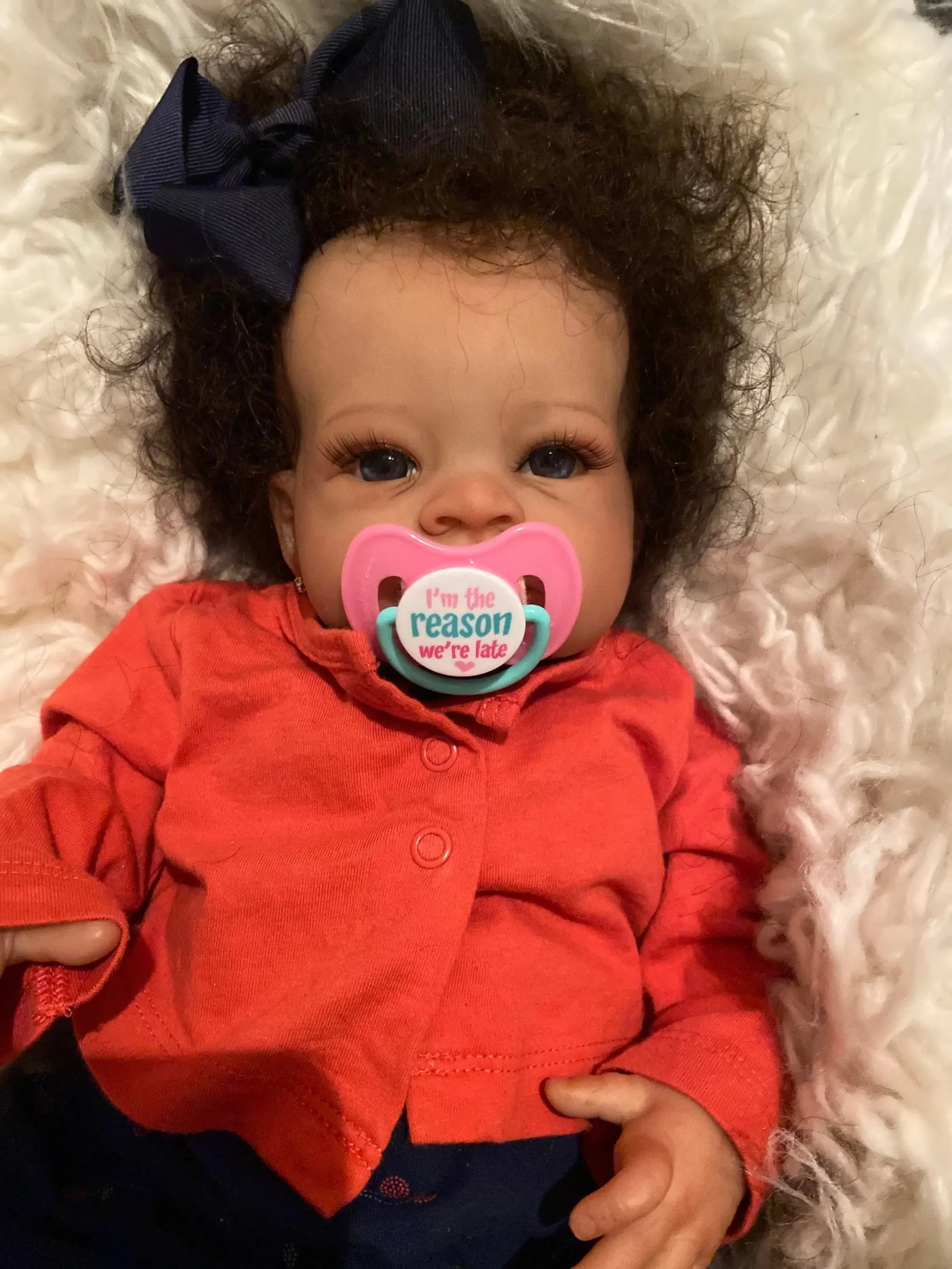 

Risbecko 20-дюймовая реалистичная черная кукла реборн-кукла афро-американская мягкая тканевая кукла-подарок на день рождения/Рождественский подарок