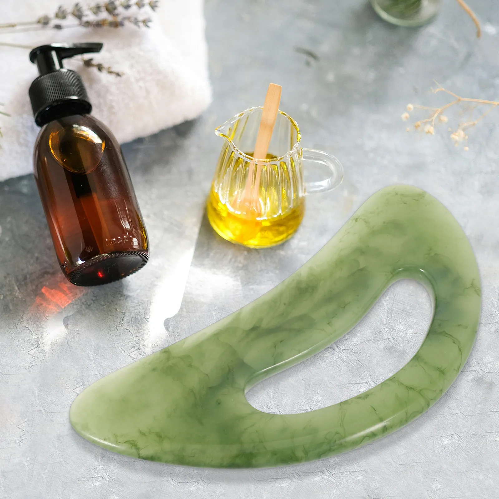 

Body Gua Sha Board Crescent Shape Ergonomic Design for Shoulder Neck Back Legs Muscle Scraper Smooth Surface Skin Safe Portable