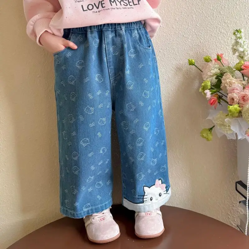 مرحبا كيتي الفتيات الجينز الخريف جديد المألوف Kawaii الكرتون المطرزة السراويل الأطفال الحلو لينة مستقيم الساق السراويل