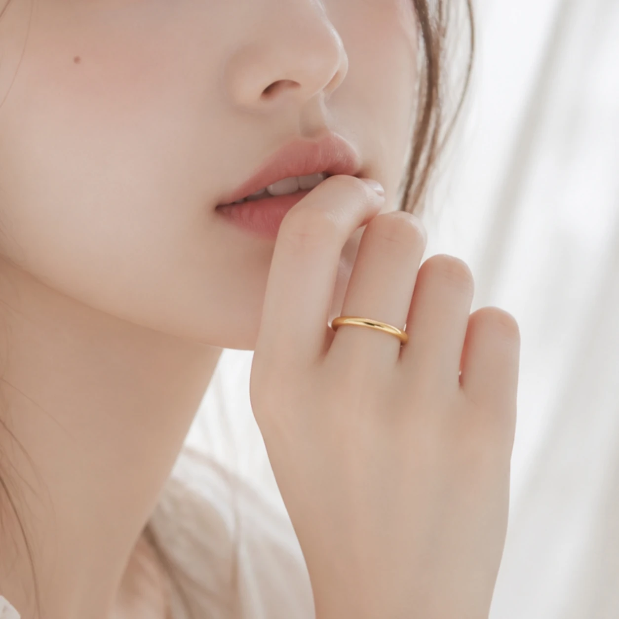 Minimalist Smooth Plain Band Ring 2.3mm Stainless Steel Stackable Finger Ring for Men Women Daily Wear Accessories
