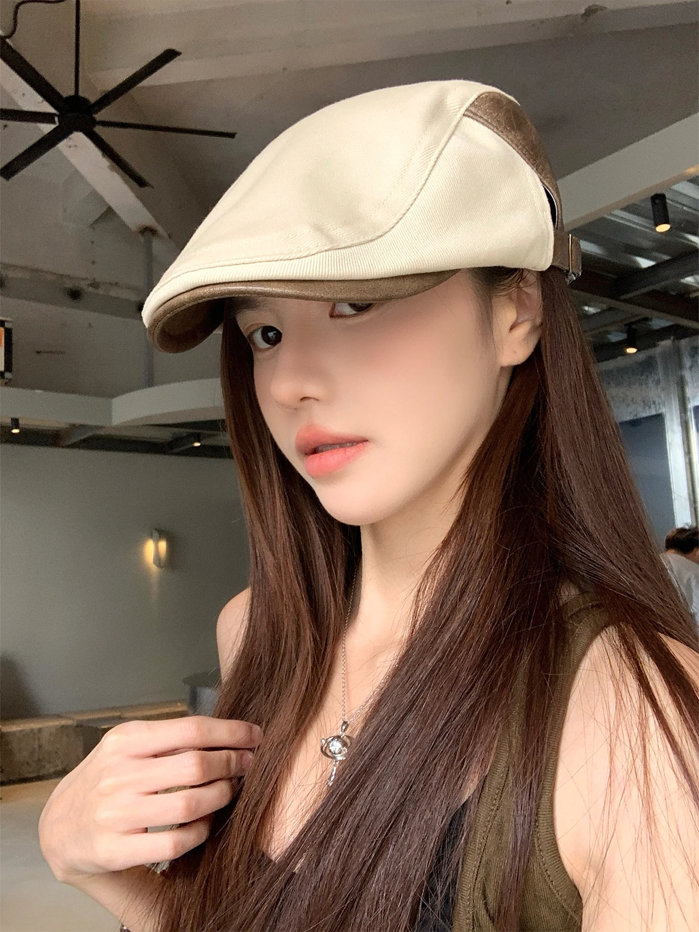 Retro Spliced Forward Cap Women's Spring Summer New Style British Style Beret Hat Fashionable Reversed Duckbill Newsboy Cap