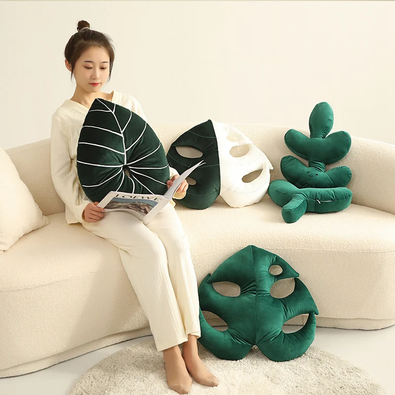 Nordic Style Green Lifelike Liebm Leaf Plush Pillow Smile Face Plantain leaves Love Shape Nap Sleep Cushion Sofa Decor Gift