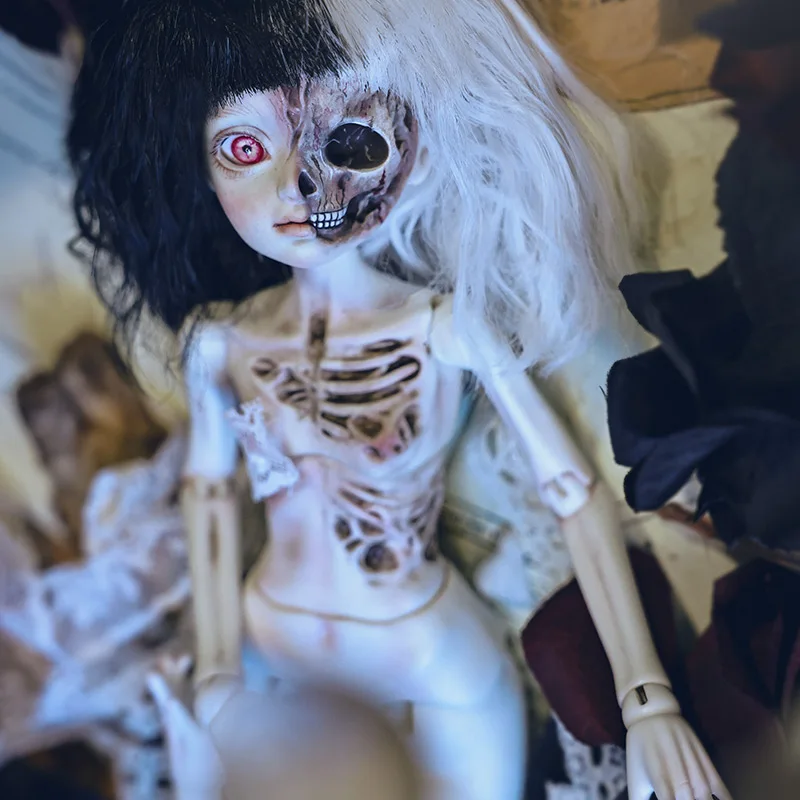 Evelyn Reversible BJD Dolls Resin 1 Body 2 Dolls European Court Style Human Face Dark Wind Skull Face Conjoined Flip Art Toy