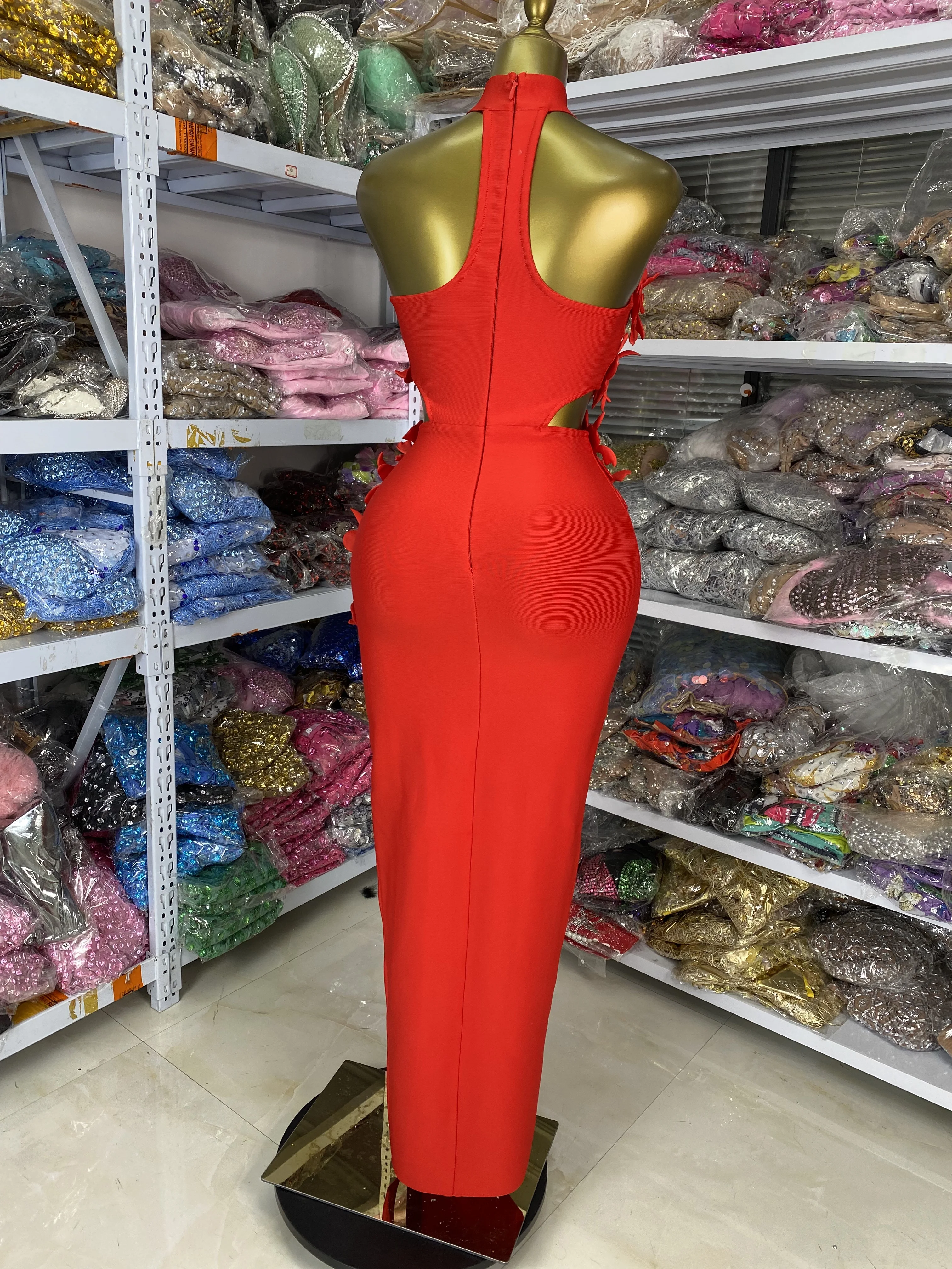 مصنع الجملة ضمادة اللباس النساء الأحمر يزين قطع الزهور مفتوحة الساق طويلة عيد ميلاد المشاهير مساء نادي حزب فساتين