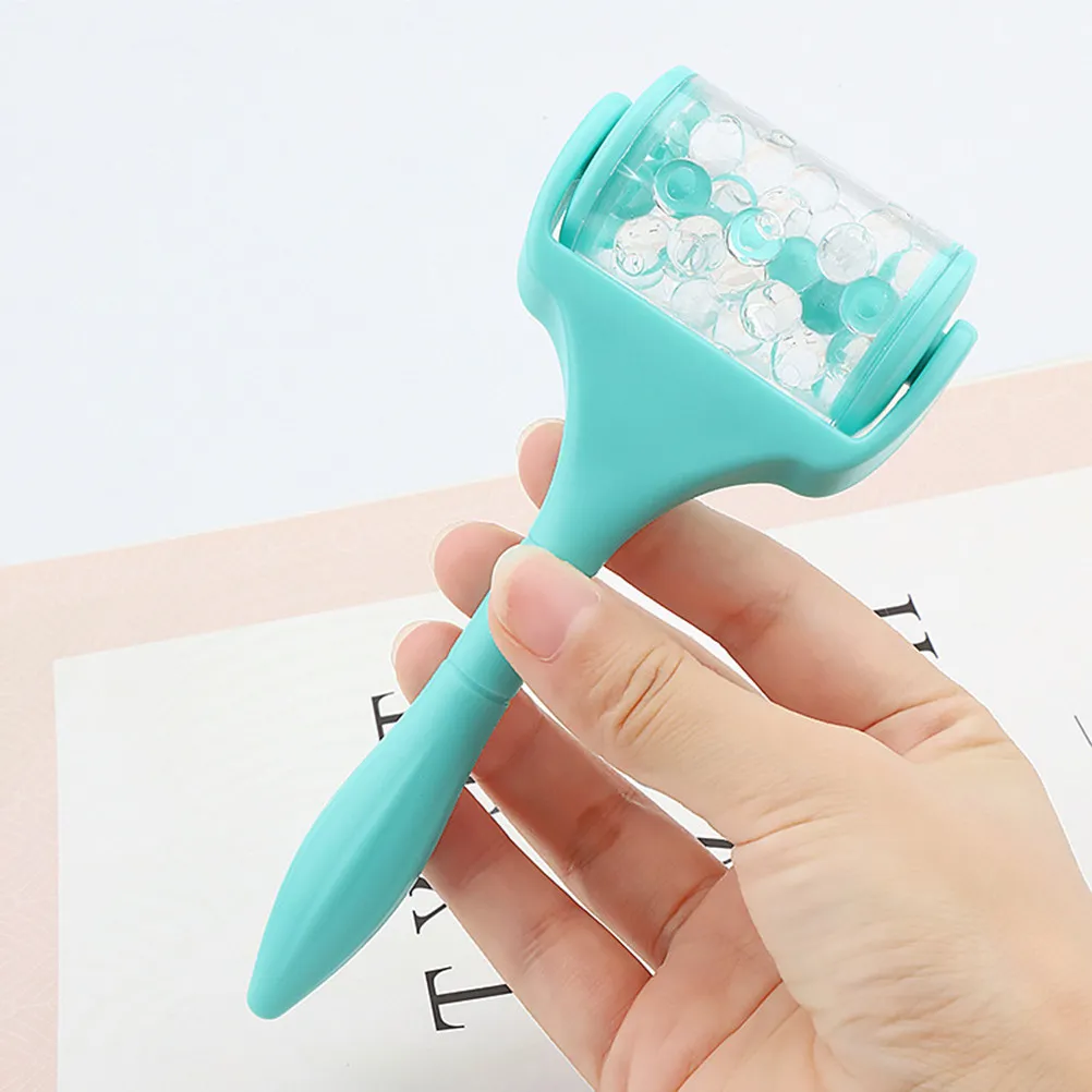 1 قطعة من أداة تدليك الوجه بال - مراجعة Face Ice Roller Puffiness وسعره