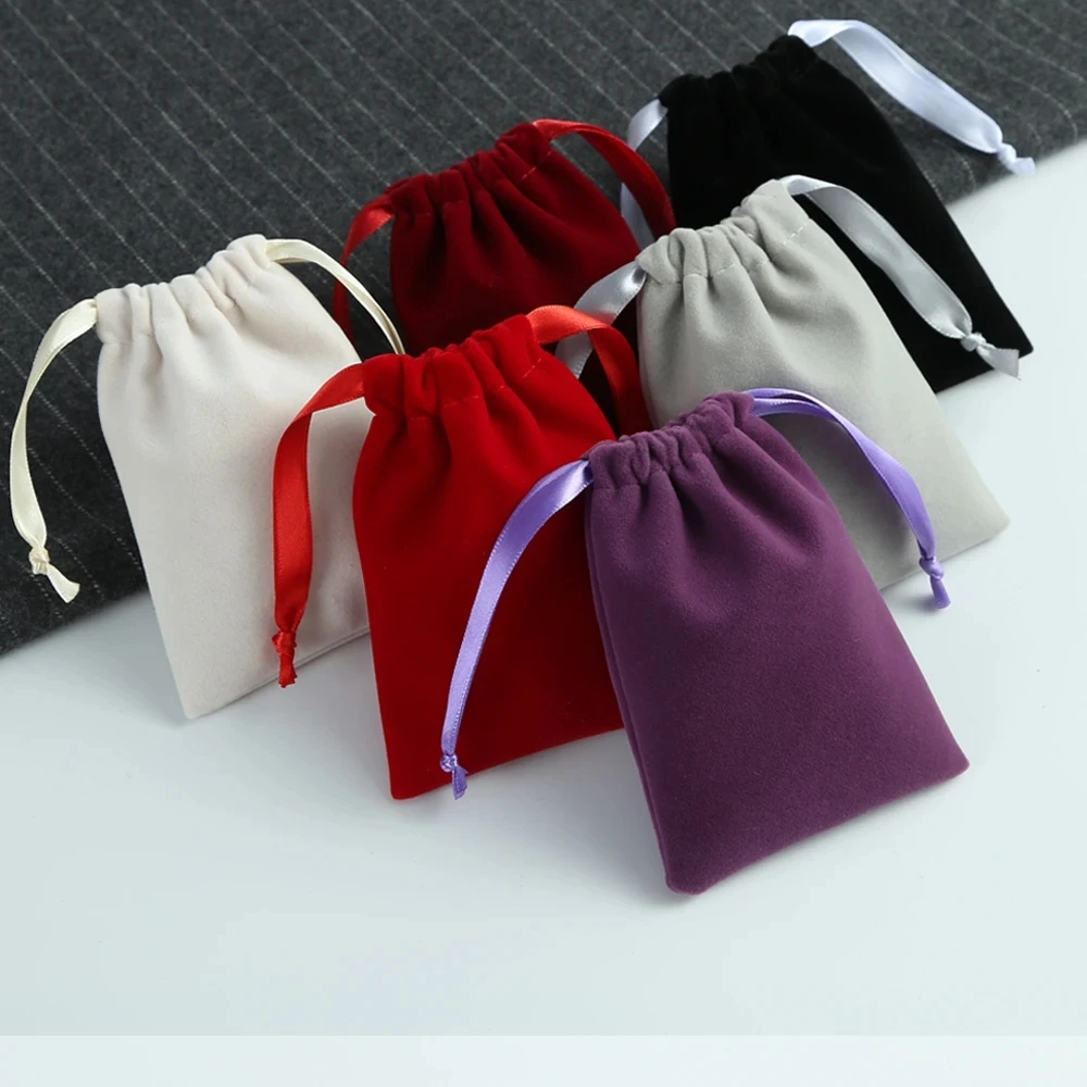 

Набор из 5 бархатных мешочков на шнурке, маленькие мешочки из хлопка, микрофибры, льна для украшений, бумажные коробки, кожаные бумажные пакеты с ручками, сумочки