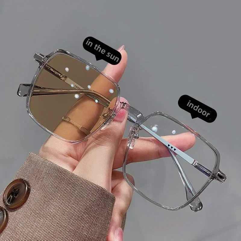 New Fashion Photochromic Myopia Glasses Men Women Color Changing Eyeglasses Anti UV Sunglasses Luxury Short-sighted Eyewear -2.5