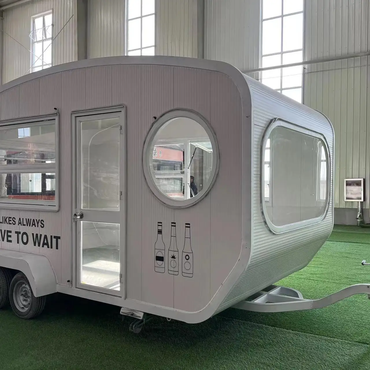 Customized Mobile Coffee Burger Ice Cream Fully Equipmend Fryer Trailer Food Truck Manufacture