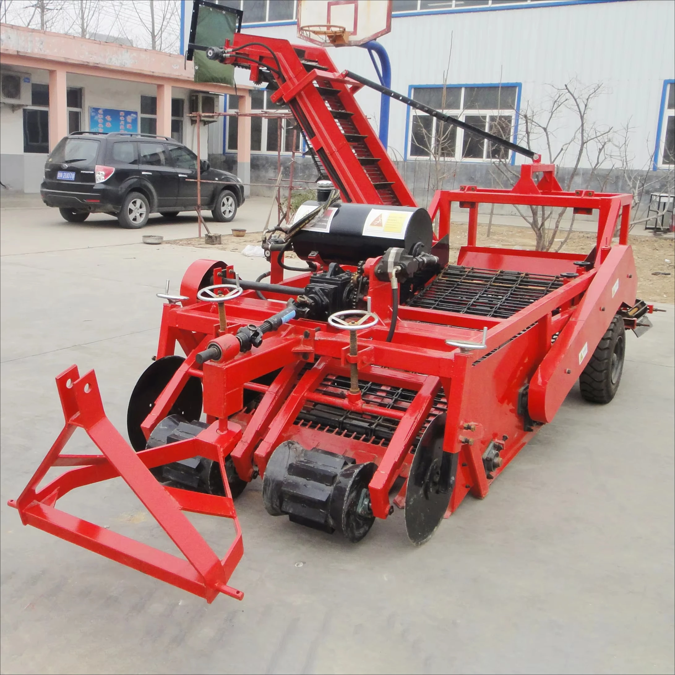 Factory Supply Onion Potato Harvester Sweet Single-row Potato Harvester Machine for Sale
