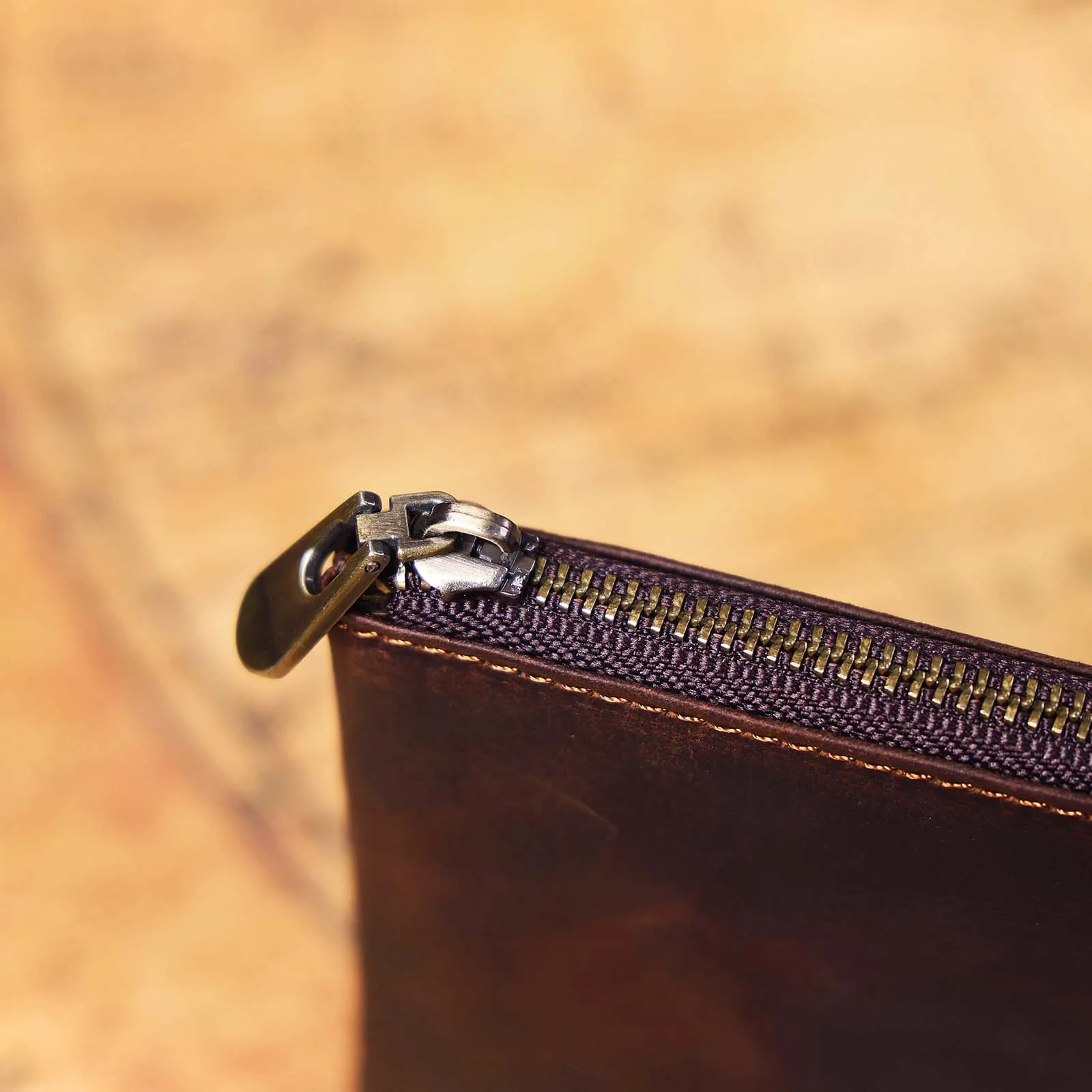 S.WORKER Vintage Crazy Horse Leder Geldbörse Handgefertigte Herren Echtleder Lange Brieftasche Clutch für Handy, Bargeld und Kartenhalter – Detail 9