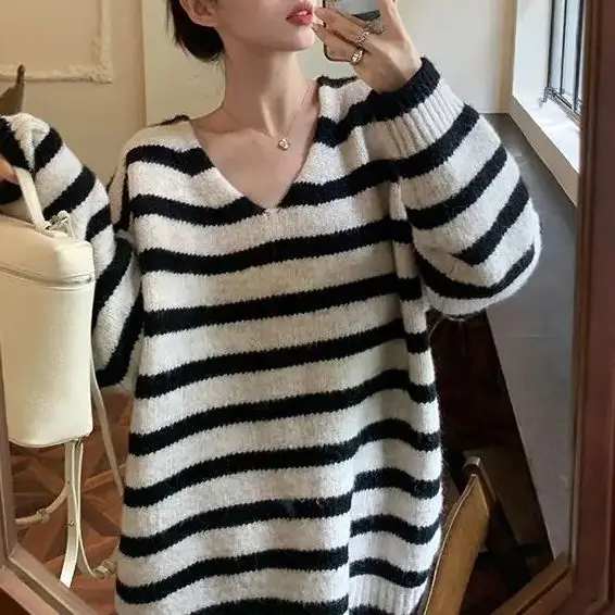 Black And White Stripes Spring And Autumn V-Neck 2024 New Korean Edition Spliced Loose Fashion Casual Knitted Long Sleeve Tops