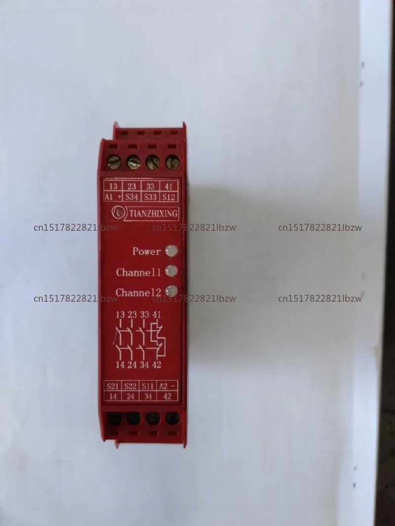 Suitable for TXSA1-3012 24V Intelligent Safety Relay Module Dual Channel Input, 3-Channel NO 1-Channel NC Output