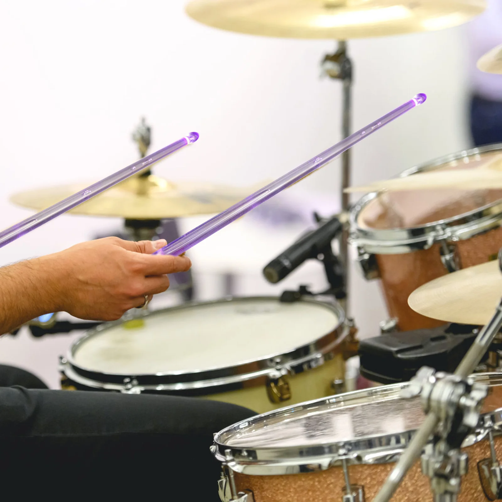 

Colorful Led Drumsticks Polymer Material Strong Unbreakable Glow Drumming Tools 12 Colors Light Effect For Night