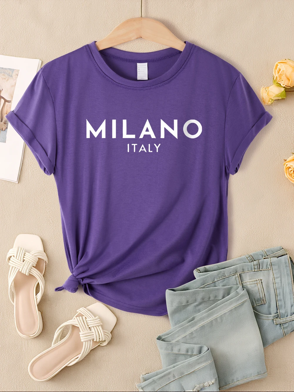 Camisetas con estampado de letras Milano Italy para mujer, camiseta suave con cuello redondo, camisetas cómodas de manga corta para verano, ropa informal holgada para mujer
