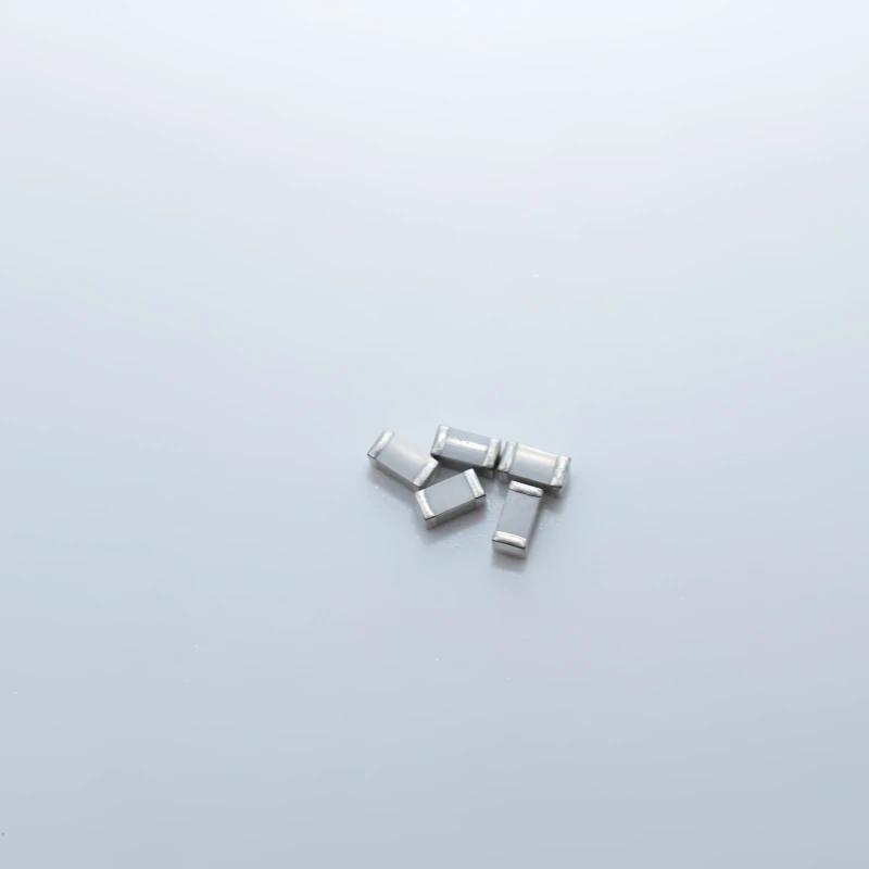 100pcs-lot-0805-100nf-104j-01uf-50v-±5-npo-cog-smd-chip-rf-wireless-capacitorlow-temperature-drift-c0g-np0-capacitor-20-12