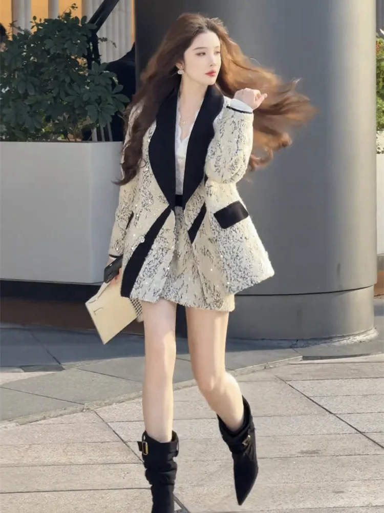 Herbstmode 2025, exquisites Temperament, Sinn für Design, kleiner Duftstil, Anzugjacke, kurzer Rock, Set für Frauen
