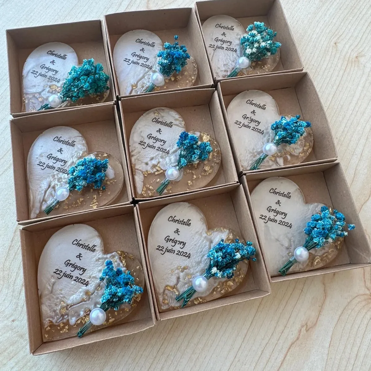 Personalized Magnet Favor, Epoxy magnet, Engagement gift, bridal shower favors,Dried Flower Magnet for Guest,wedding gifts,Weddi