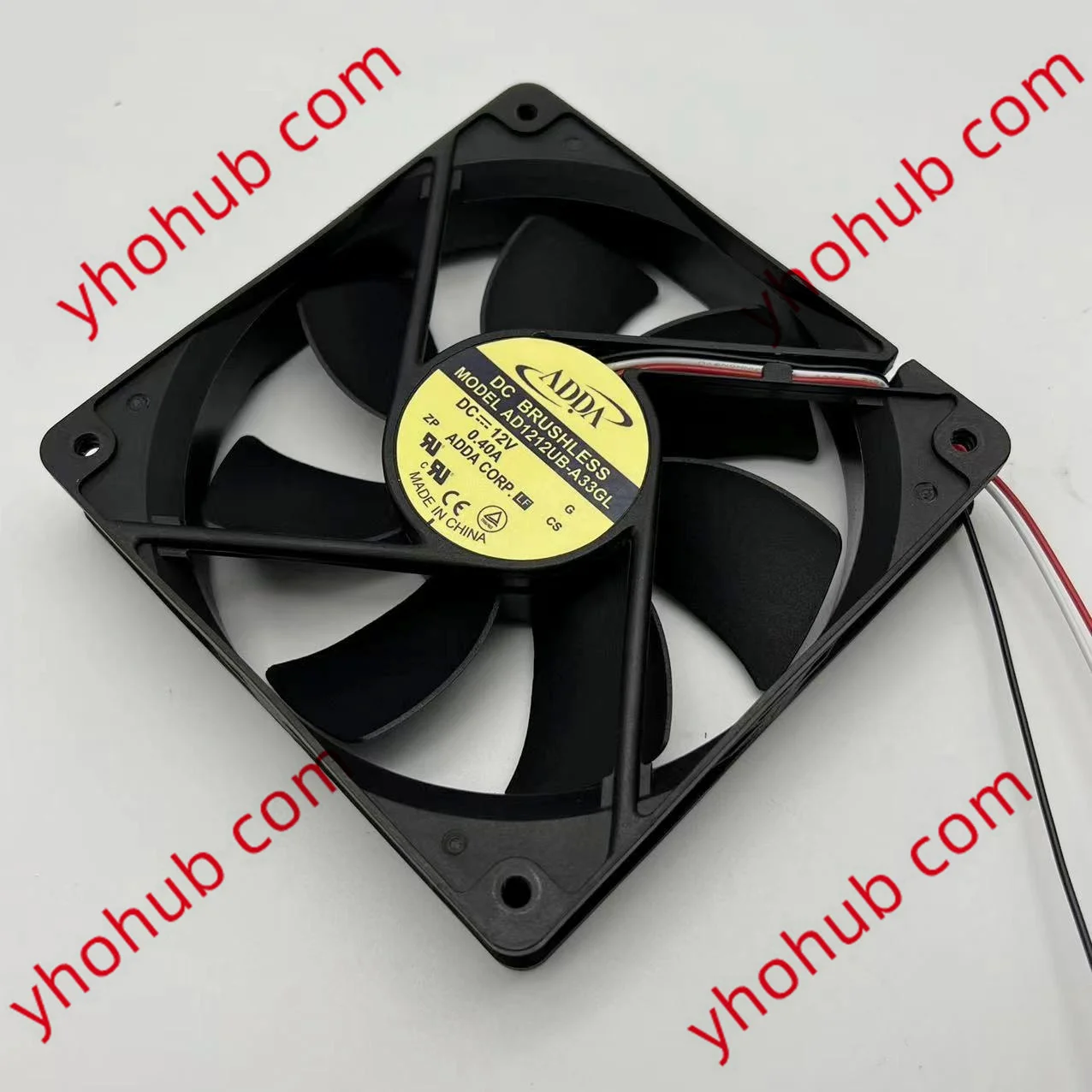 

ADDA AD1212UB-A33GL DC 12V 0.40A 120x120x25mm 3-Wire Server Cooling Fan