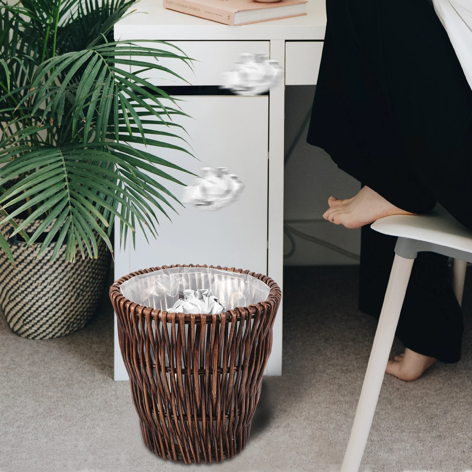 

Rattan Trash Can Woven Basket Waste Paper Bin for Bathroom Office Plastic Vintage Design Home Decoration Long Use Garden