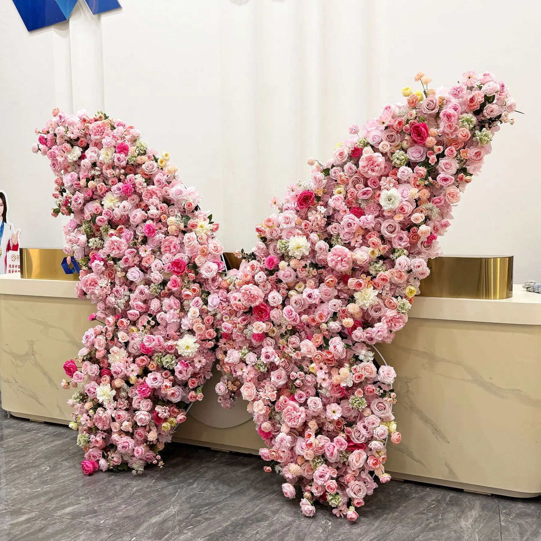 New wedding butterfly arch flower simulation flower stand outdoor wedding arrangement arch wedding background decoration fake