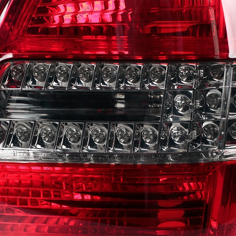 Rear Tail Light For Mercedes-Benz W204 GLK GLK300 GLK350 GLK200 2008-2012 Turn Signal Light Brake Warning Light Reversing Light