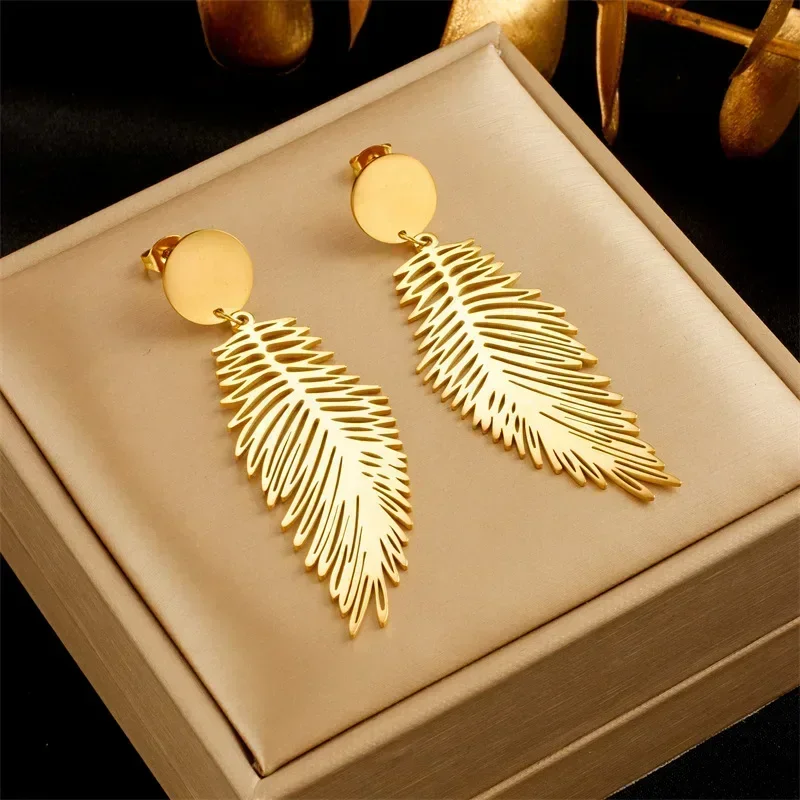 

CHUANGCHENG Fashion Minimalist Cool Style Stainless Steel Long Exaggerated Feather Pendant Personalized Earrings for Women