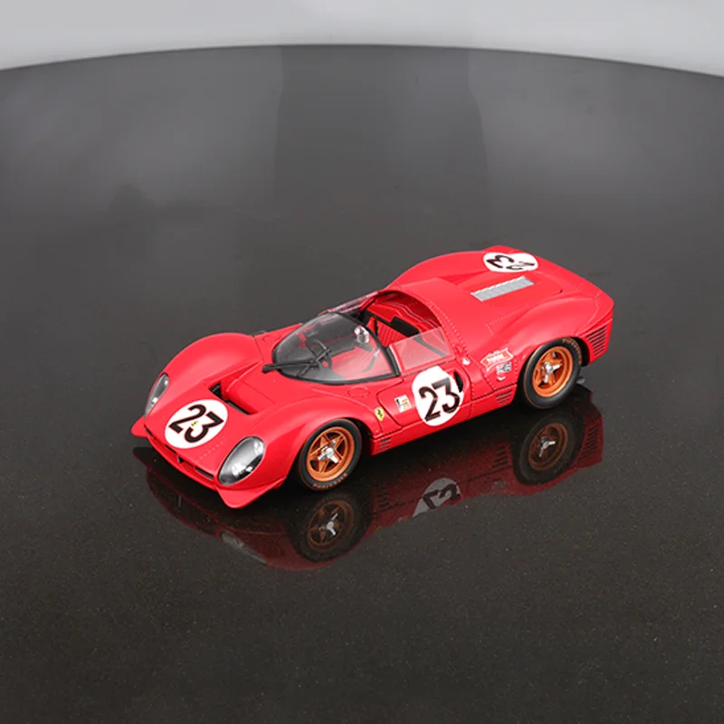 New In Stock Bburago 1:24 24h Daytona Lemans Racing 1967 Ferrari 330 P4 Daytona Alloy Miniature Diecast Model Car Toys Kid Giift