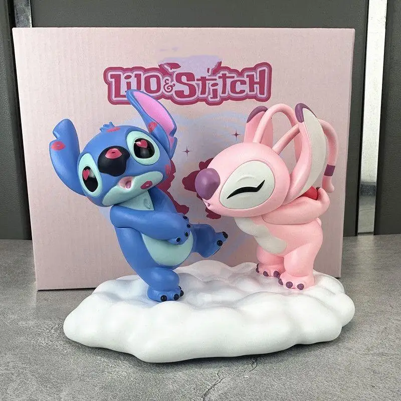 

Lilo & Stitch Couple Figure Model Doll Angel Kissing Stitch Statue Desktop Display Ornaments Valentine's Day Gifts