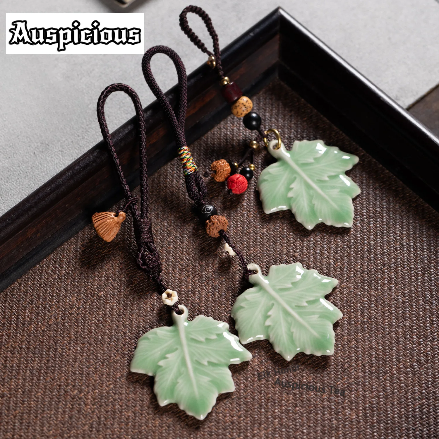 

Подвеска-брелок ручной работы из селадона Лунцюань с полынью, винтажный стиль, для автомобиля, подарок, скульптура, ремесленное украшение