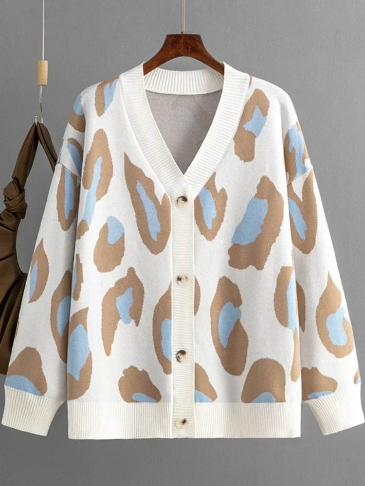 Nuevo cárdigan con estampado de leopardo para mujer, chaqueta informal holgada de talla grande con cuello de pico, cárdigan de punto grueso y cálido para mujer con botones