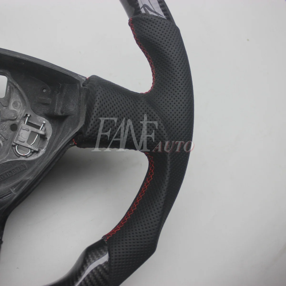 Custom Replacement for VW Volkswagen Polo MK4 2006-2009 Real Carbon Fiber Steering Wheel with Leather view 3