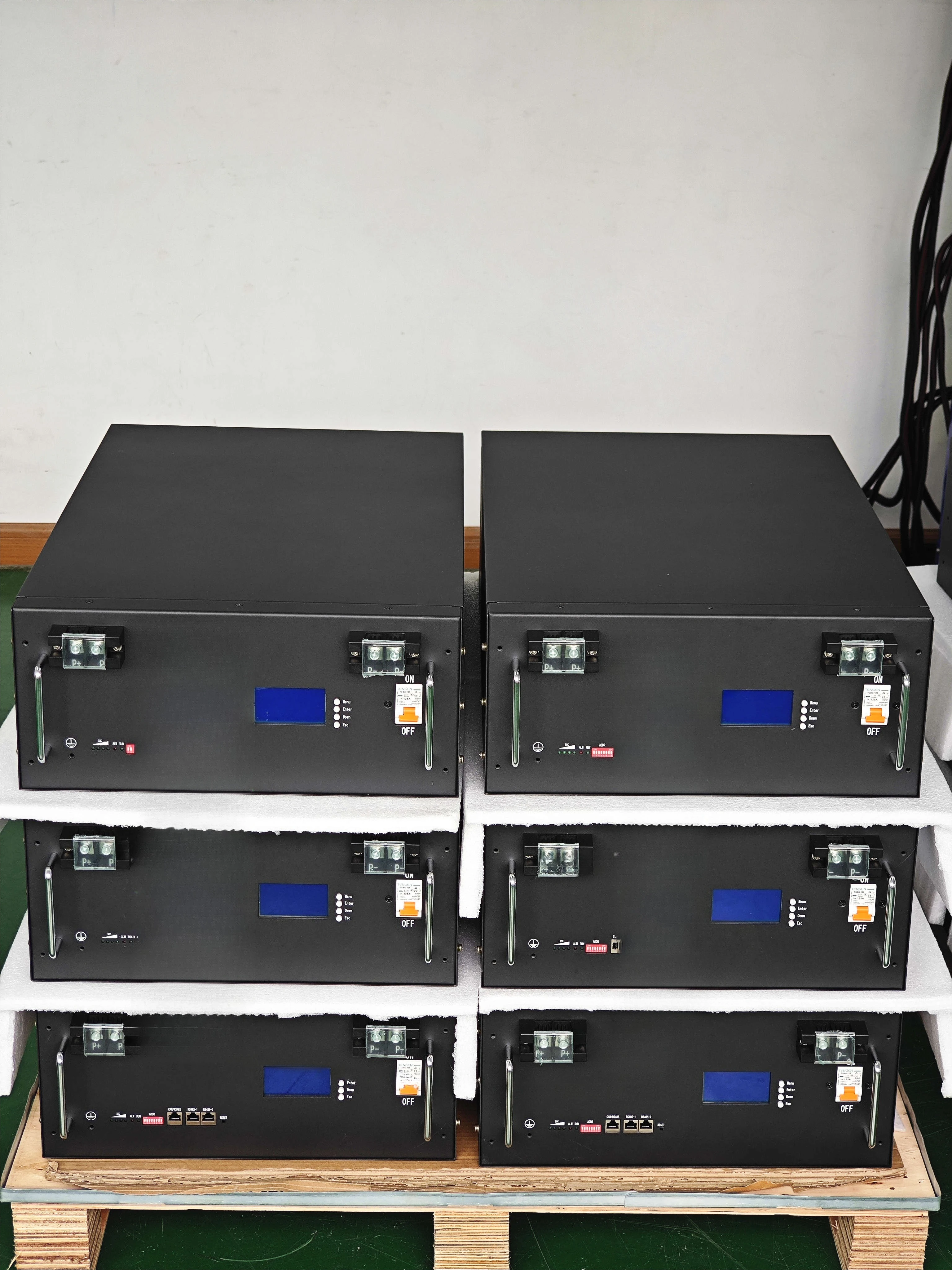 Solar energy System 5kwh Lifepo4 Batteries 51.2V Ups Solar 320ah 300ah 200ah 100ah 15kwh Battery Pack Home  Lithium Battery