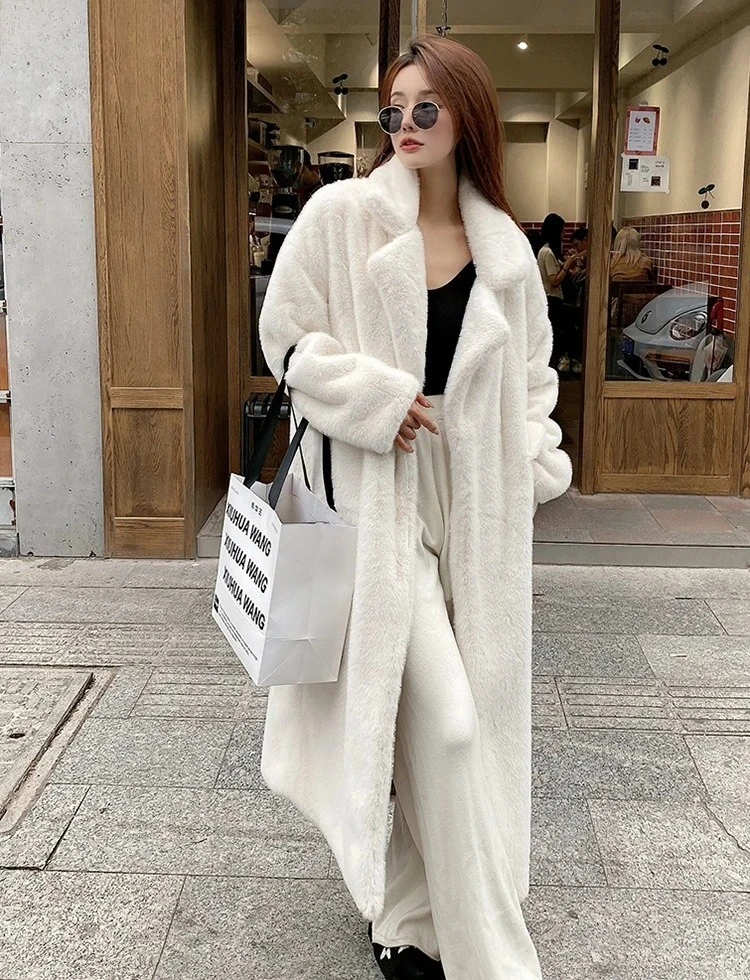 

Plush Faux Mink Coat 2025 Lautaro Women's Long Overcoat Luxury Soft Warm Dual Color Winter