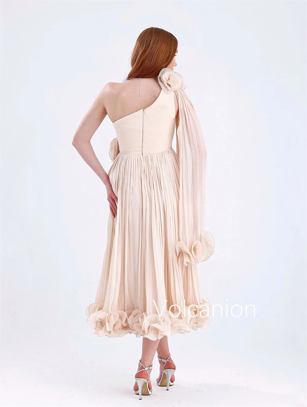 فساتين متوسطة الطول مزينة بالأورجانزا مخصصة على شكل حرف a بكتف واحد مناسبة مخصصة للحفلات الراقصة أزياء رسمية أنيقة