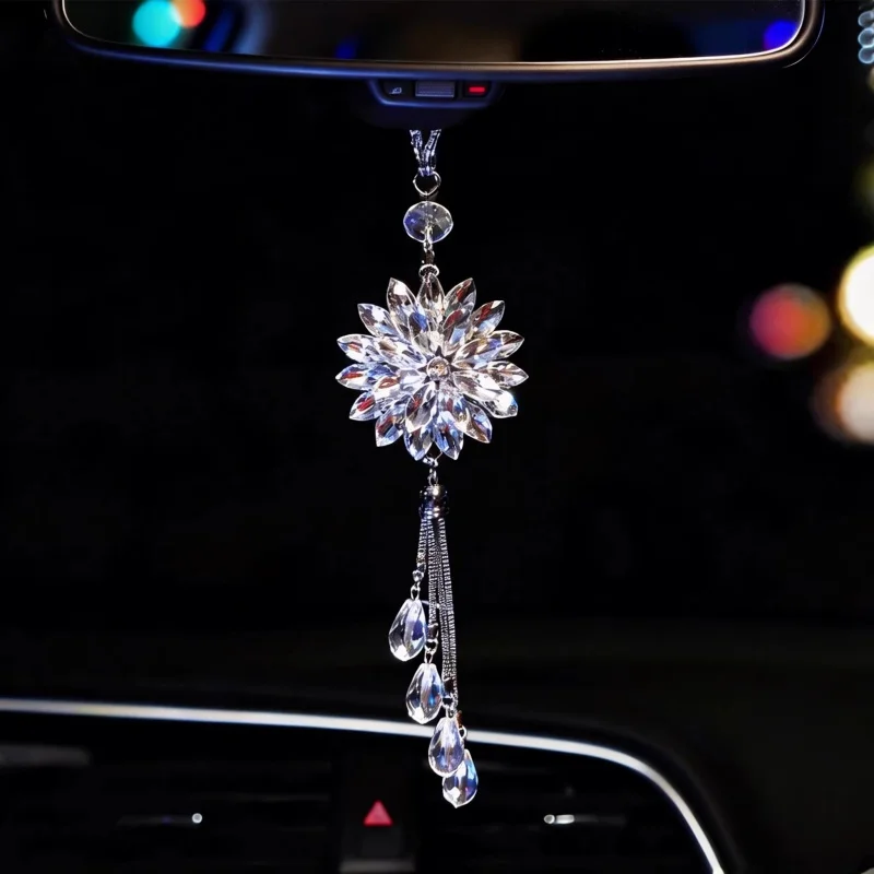 High-End Crystal Car Hanging Ornament SafeGuard Car Mirror Dangle Decorative Automobile Interior Accessories Comet Design