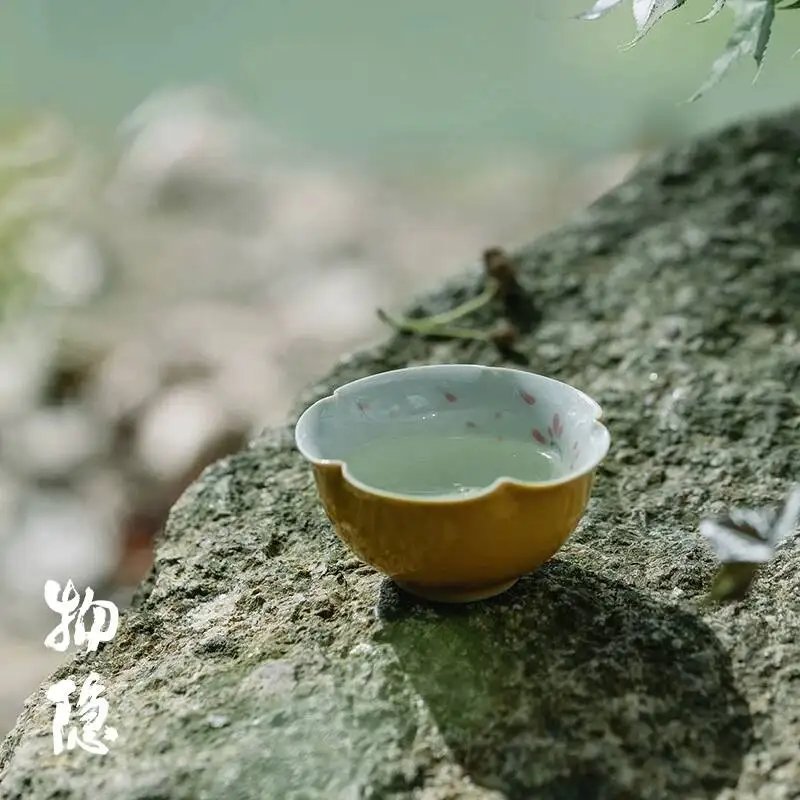 Wuyintang tuo Huang Glaze Underglaze Powder Color Hand Painted Butterfly Flower Mouth Kung Fu Tea Set Single Cup