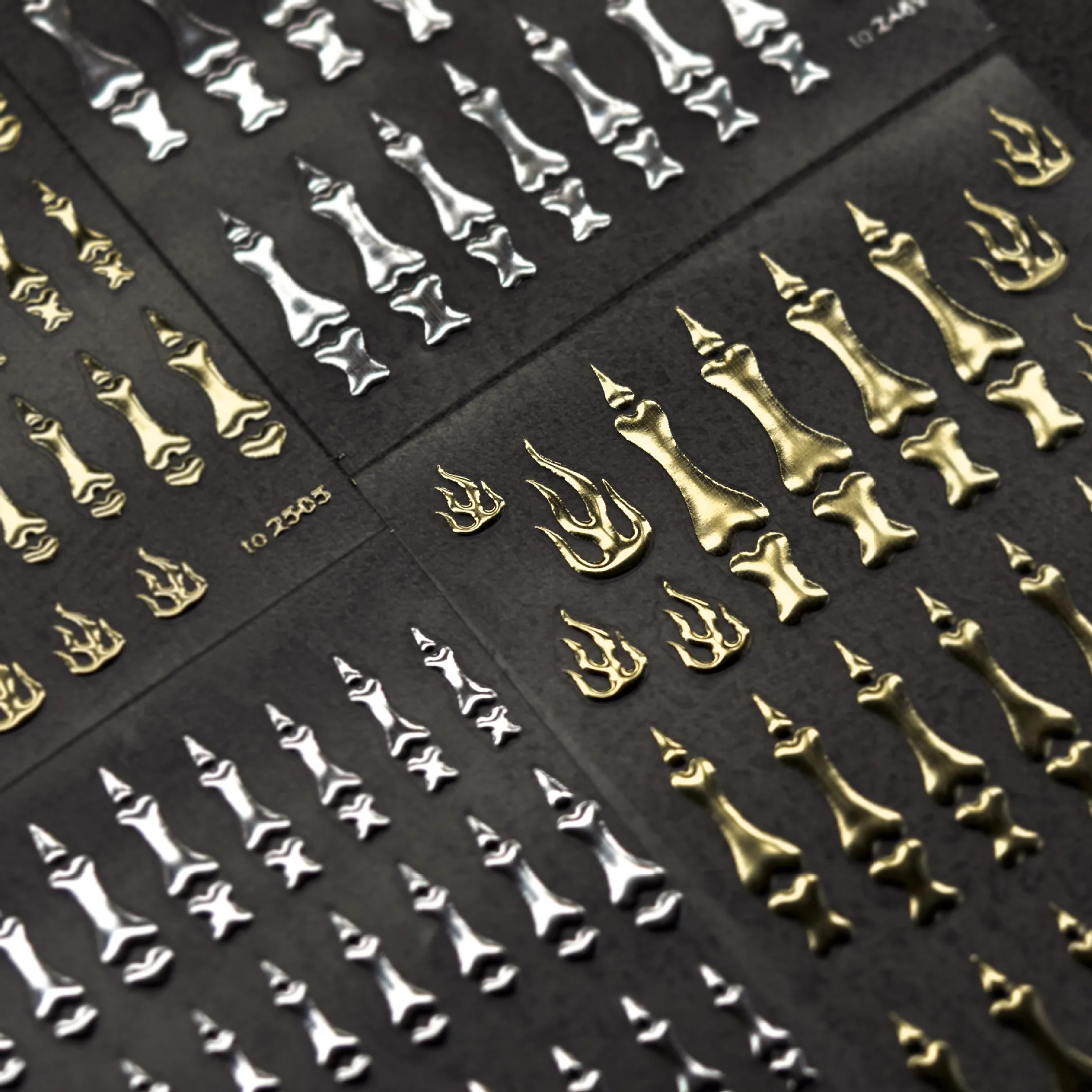 Retro Hot Stamping Small Flame Nail Stickers 5D Laser Gold And Silver Finger Nail Art Decoration Self-adhesive Nail Sticker DIY