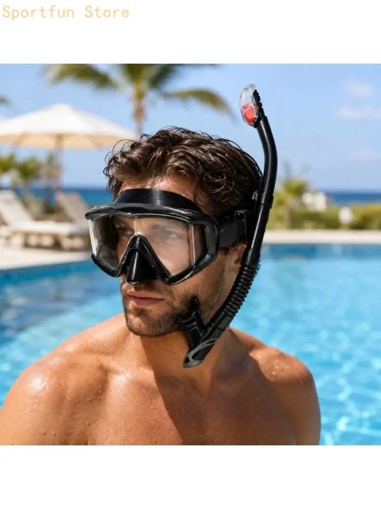 Large-Frame Swimming Mask with Three-Window Glass Design and Face Seal suited to Underwater Practice and Ocean Activity X7JD