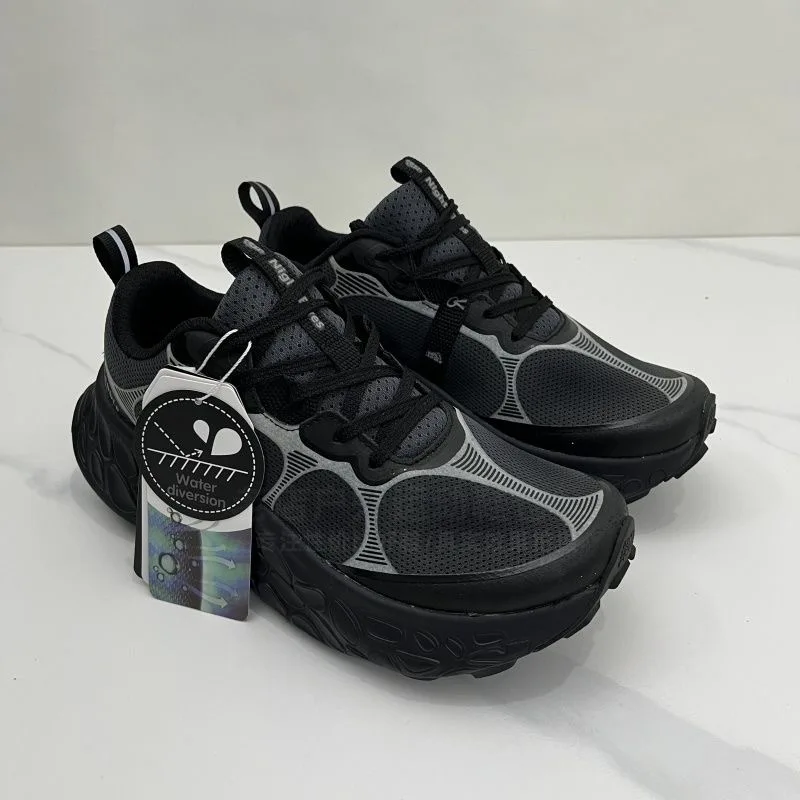 

Luxury Brand Mens Womens Trail Running Shoes Designer Gym Outdoor Shoe Thick Bottom Leisure Sport Shoes Couples Brand Sneakers