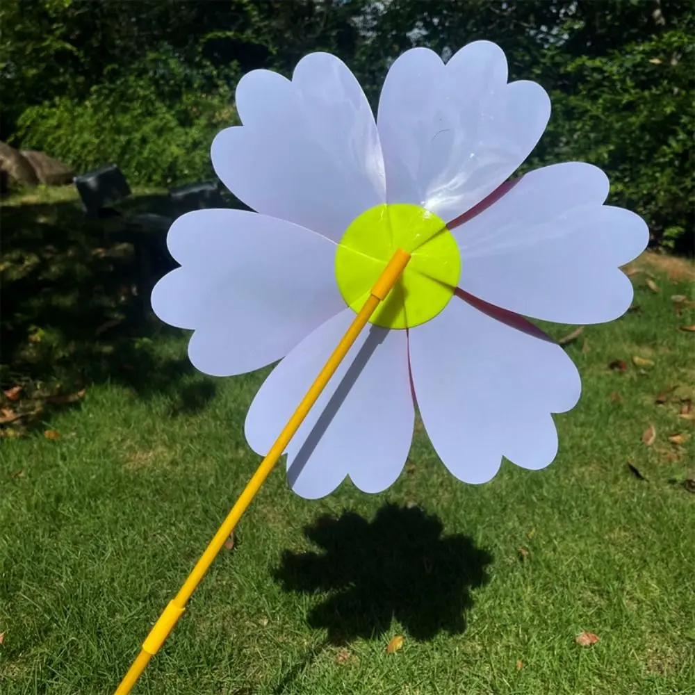 Wielostylowy Wiatraczek w Kształcie Pszczoły z Kreskówki, z Płatkami Kwiatów, z PVC, Średnica 38 cm, Stojący na Trawie, Duży, Dwupoziomowy