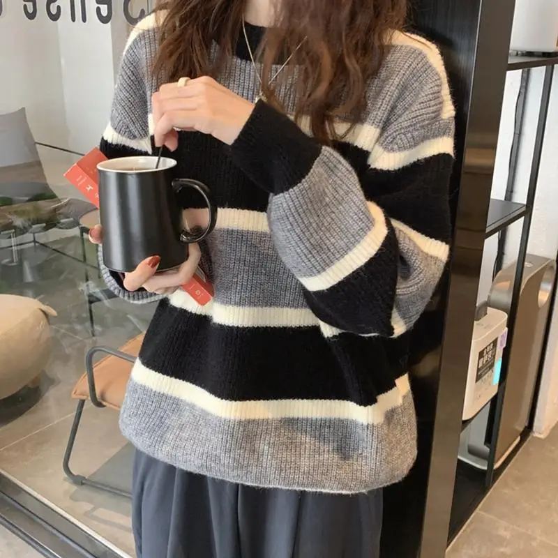 Fashion O-Neck Spliced Striped Sweaters Female Clothing 2024 Autumn Winter New Loose Knitted Casual Pullovers Preppy Style Tops