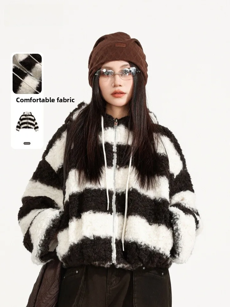 

Fashionable Lamb Fur Jacket with Hat Stripes 2024 Winter New Arrival Women's Short Outerwear High Waist Style Commute Wind
