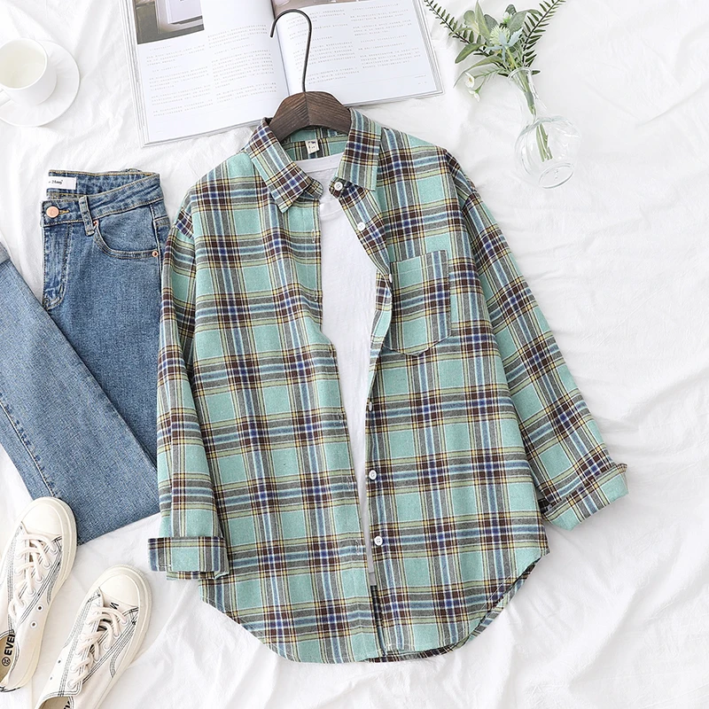 Casual Women\'s Plaid Shirt 2024 New Fine Female Long Sleeve Shirts & Blouses Ladies Loose Cotton Red Green Checked Tops Clothes