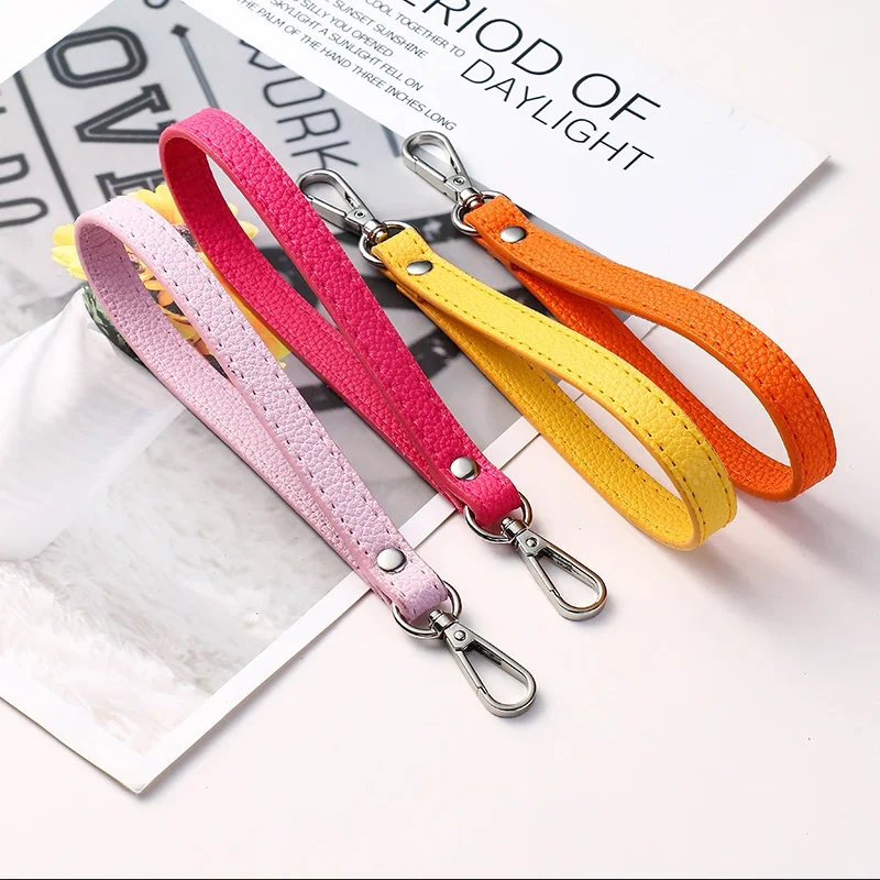 Pasek na nadgarstek do torebki, miękki i przenośny, ze skóry PU z uchwytem, damska torebka kopertówka z uchwytem w jednolitym kolorze, pasek do torebki, pasek zamienny.