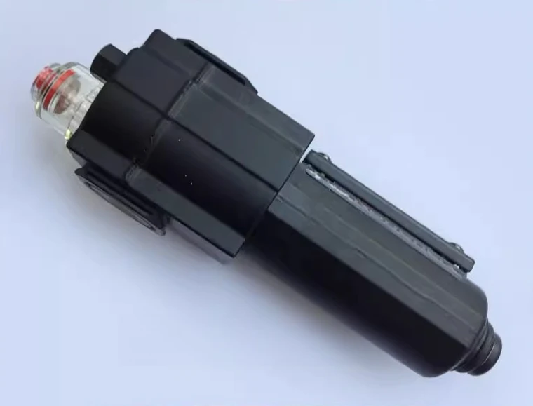 

L72M-2GP-EDN подходит для масленки механических деталей.