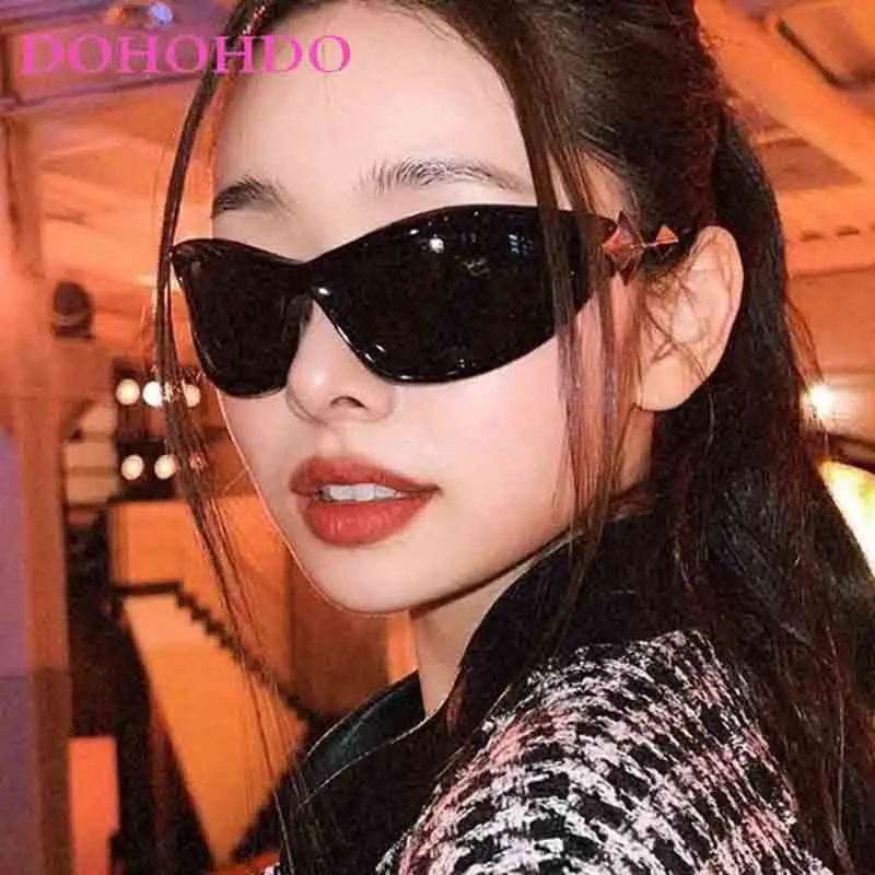 

Fashion Futuristic Y2K Punk Sports Sunglasses Men Women Luxury Brand Vintage Sun Glasses For Lady 2000's Goggles Eyewear UV400