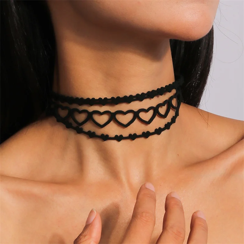 Aihua Gothic Black Lace Necklace for Women Boho Sexy Lace Velvet Choker Necklace Tattoo Steampunk Collar Party Jewelry Gifts