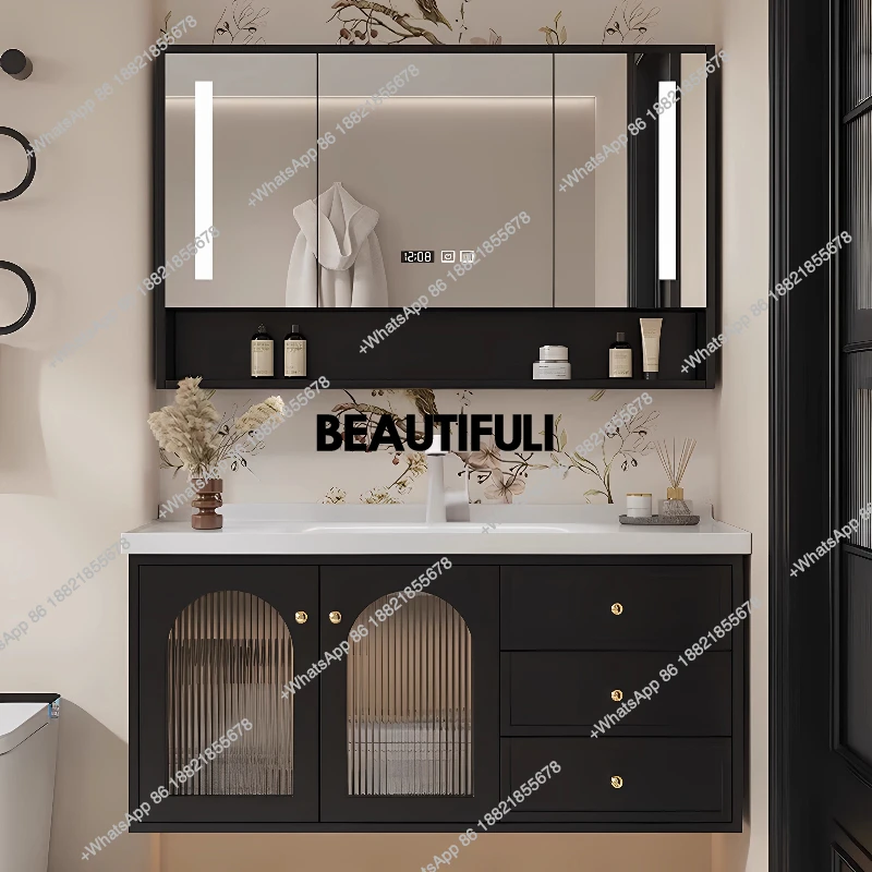 Postmodern Light Ba…