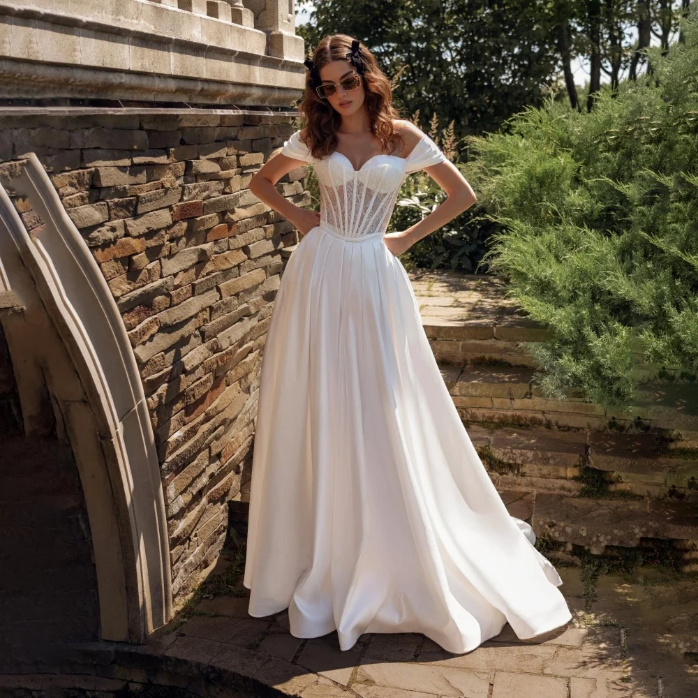 Customized Charming Sweetheart Ruched Wedding Dress Exquisite Lace Ruffles Bridal Gown Strap Wedding Gown Vestidos De Novia